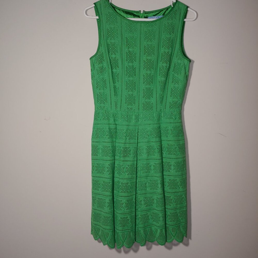 Antonio Melani Eyelets Pleated Scalloped Hem Sleeveless Midi Dress Size 4 Green